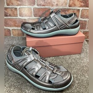 Orthofeet Verona Womens fisherman sandals size 12 N (narrow)